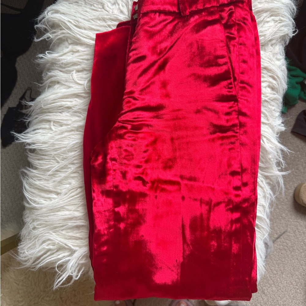 Petite Carolina pant in drapey velvet